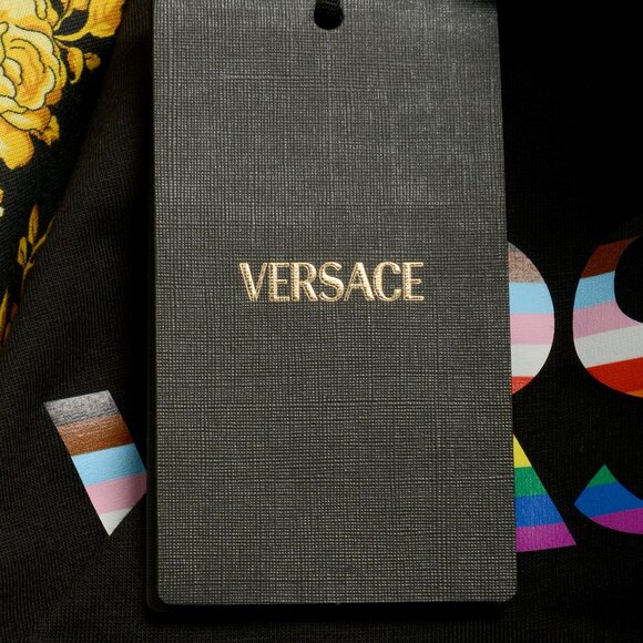 Versace Men's Barocco Pride Print Multi-Color Short Sleeve T-Shirt US XS IT 46 - Picture 5 of 6